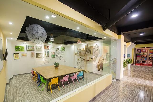 繪畫館(保和殿西廡房境內的展館) 繪畫館(保和殿西廡房境內的展館)