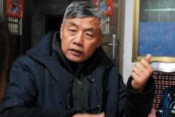 張玉春(宜章縣一六鎮欄杉木山村合動陽光國小老師) 張玉春(宜章縣一六鎮欄杉木山村合動陽光國小老師)
