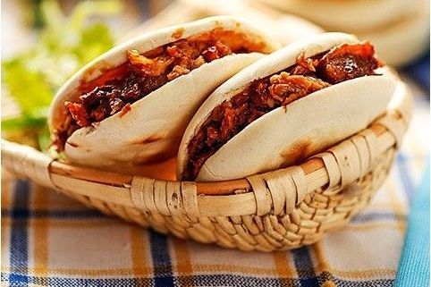 羊肉夾饃 羊肉夾饃