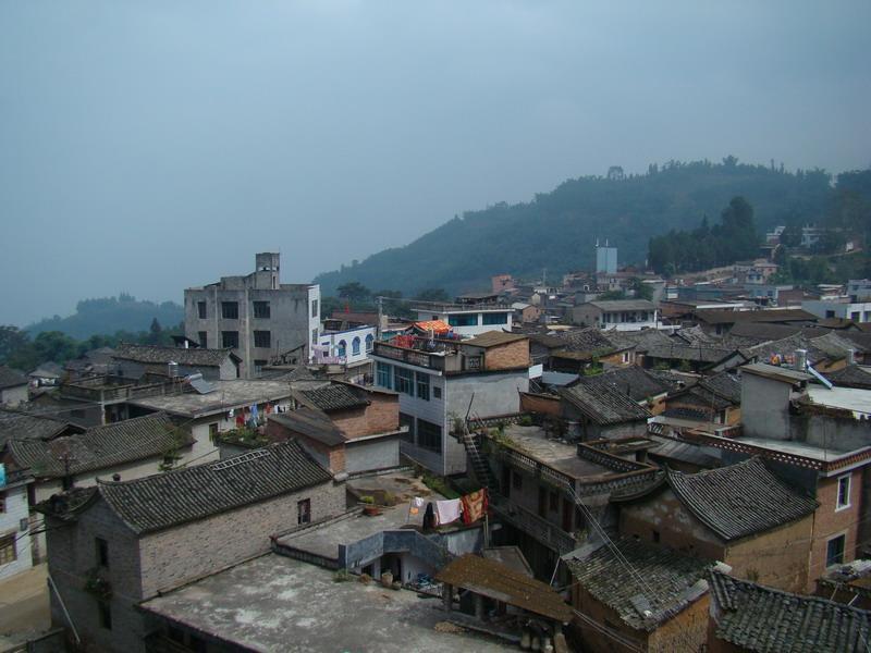 樂育村 樂育村