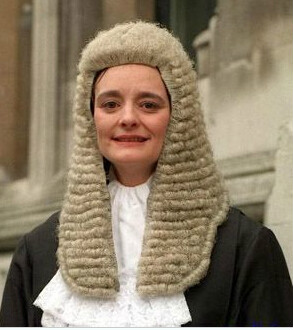 兼職法官：英國前首相布萊爾夫人切麗