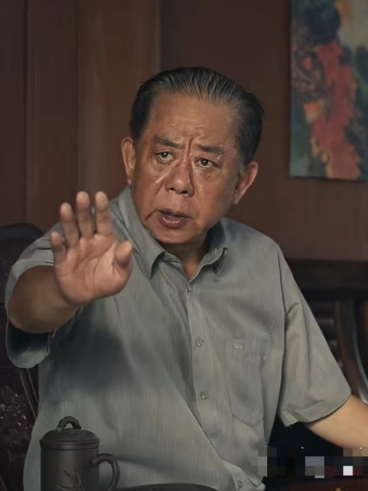 黃道中(犯罪懸疑劇《獵冰》中的角色) 黃道中(犯罪懸疑劇《獵冰》中的角色)