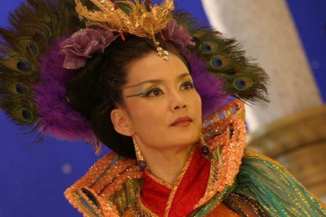 王母(古裝神話電視劇《歡天喜地七仙女》中的角色) 王母(古裝神話電視劇《歡天喜地七仙女》中的角色)