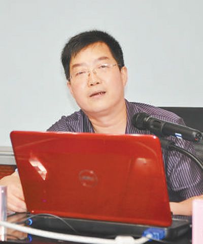 余凱(曾任重慶市國資委信訪處處長) 余凱(曾任重慶市國資委信訪處處長)