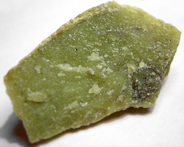膠蛇紋石