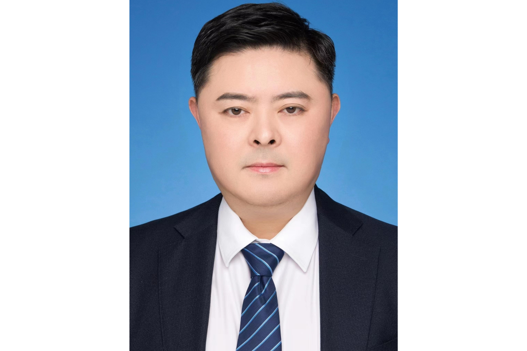 章華(上海市政總院浙江公司黨支部書記、院長) 章華(上海市政總院浙江公司黨支部書記、院長)
