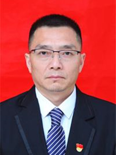 付濤(四川省綿陽市平武縣衛生健康局黨組成員、平武縣衛生和計畫生育監督執法大隊大隊長、二級主任科員) 付濤(四川省綿陽市平武縣衛生健康局黨組成員、平武縣衛生和計畫生育監督執法大隊大隊長、二級主任科員)