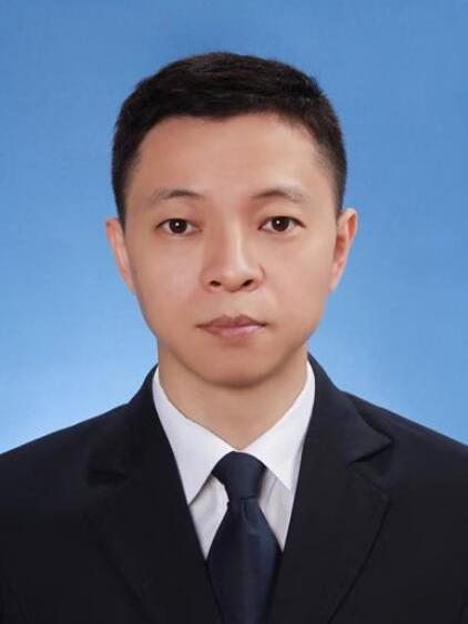 劉通(黑龍江省齊齊哈爾市依安縣委常委、副縣長) 劉通(黑龍江省齊齊哈爾市依安縣委常委、副縣長)