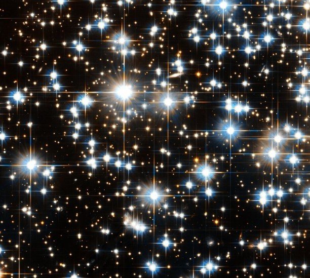 球狀星團擁有超密集的恆星群（7200光年）