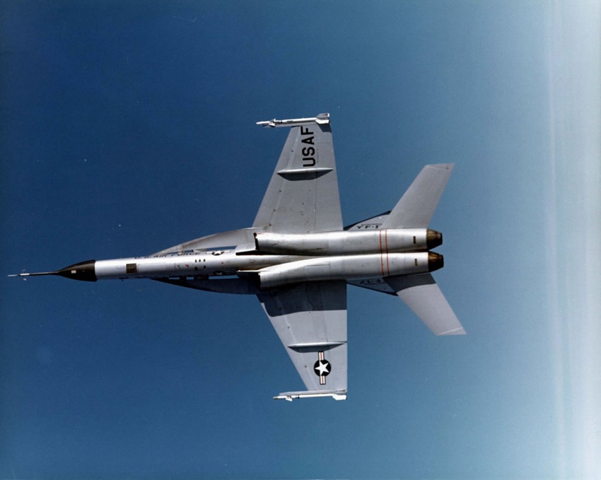 美國戰鬥機F-1——YF-23