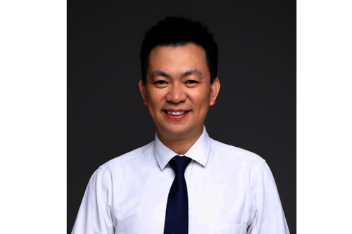 李勇進(九三學社杭州市第九屆委員會副主任委員、杭州師範大學材料與化學化工學院教授) 李勇進(九三學社杭州市第九屆委員會副主任委員、杭州師範大學材料與化學化工學院教授)