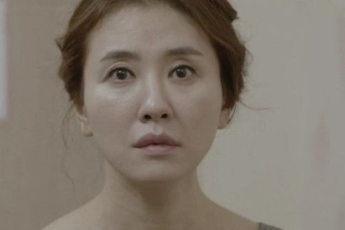 李一花(韓國電視劇《請回答1997》《請回答1994》,《請回答1988》中的角色) 李一花(韓國電視劇《請回答1997》《請回答1994》,《請回答1988》中的角色)