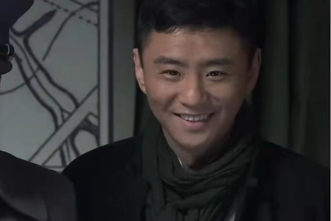 邱韌 邱韌