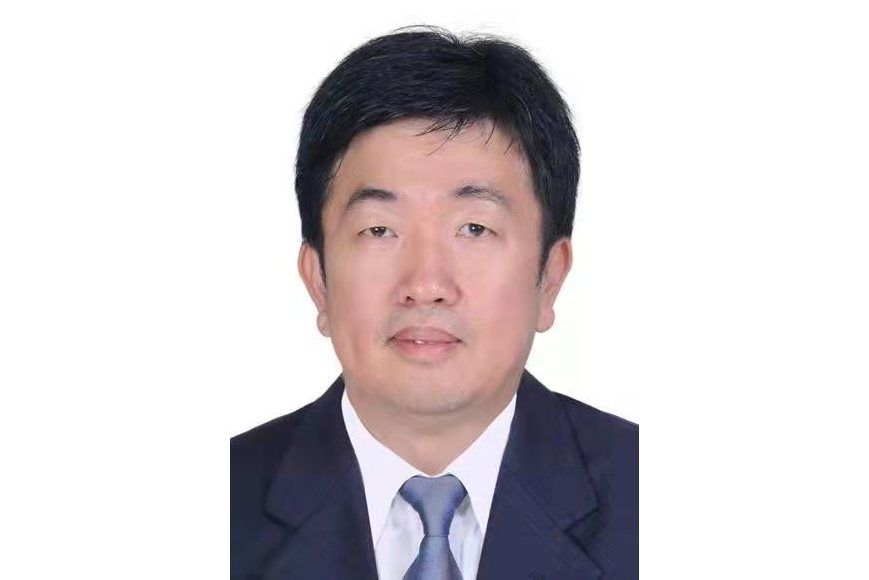 王澤岩(廈門市交通運輸黨工委委員、紀檢監察工委書記,市交通運輸局黨組成員、駐局紀檢監察組組長) 王澤岩(廈門市交通運輸黨工委委員、紀檢監察工委書記,市交通運輸局黨組成員、駐局紀檢監察組組長)