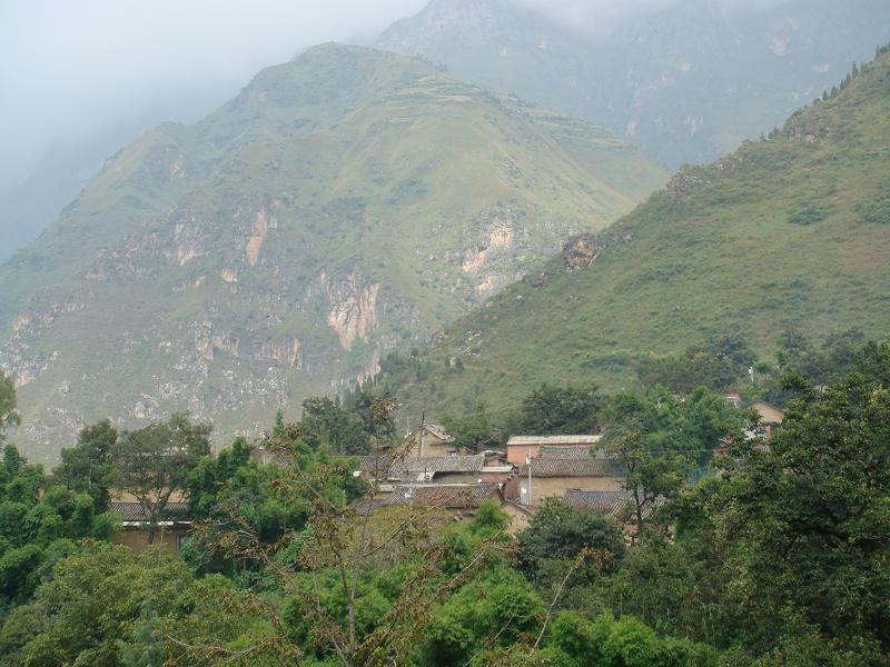 岩腳村(雲南省文山州馬關縣仁和鎮岩腳村) 岩腳村(雲南省文山州馬關縣仁和鎮岩腳村)