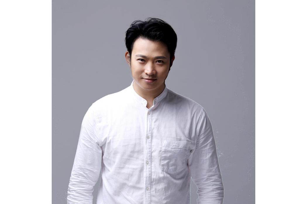 路明(廣西藝術學院音樂教育學院舞蹈教育系講師) 路明(廣西藝術學院音樂教育學院舞蹈教育系講師)
