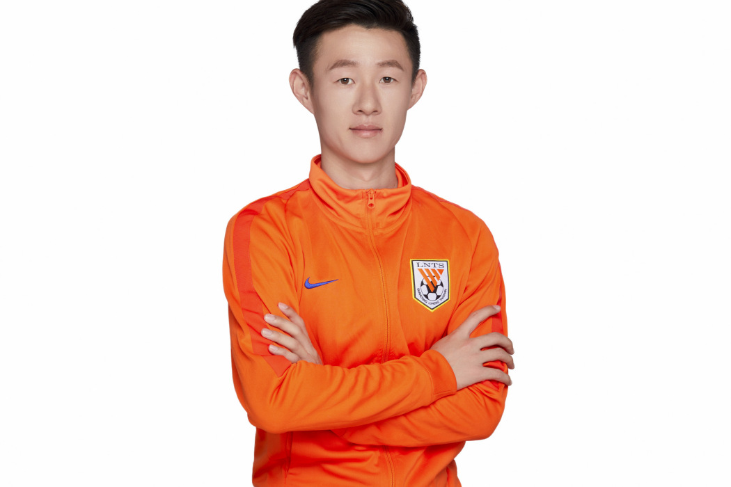 張大鵬(中國足球運動員) 張大鵬(中國足球運動員)