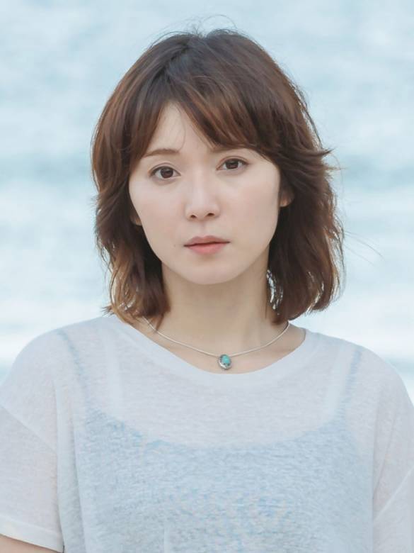 圍欄(Fence（2023年松岡茉優、宮本亞莉安娜的日劇）)