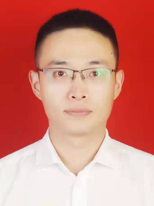 蘇勇(湖南省懷化市漵浦縣住建局黨組成員、副局長) 蘇勇(湖南省懷化市漵浦縣住建局黨組成員、副局長)