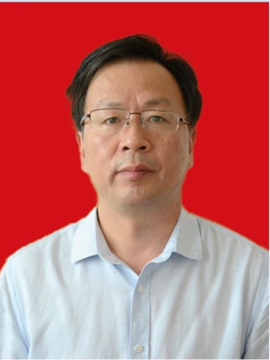胡鵬(江蘇省徐州市睢寧縣委教育工委書記、教育局黨組書記、局長) 胡鵬(江蘇省徐州市睢寧縣委教育工委書記、教育局黨組書記、局長)