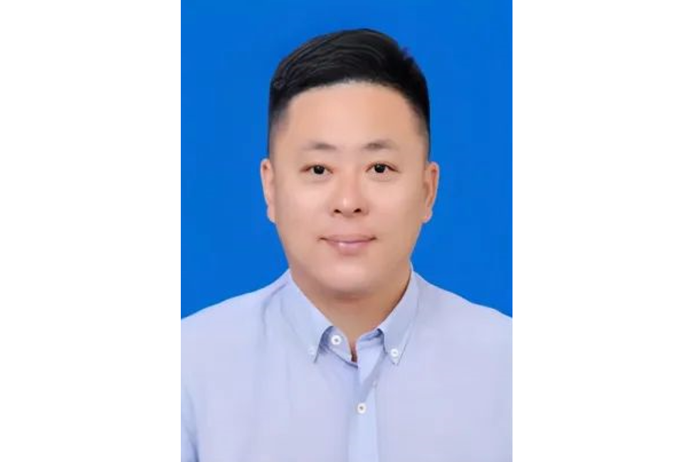 潘健(門縣岩下潘旅遊開發有限公司董事長) 潘健(門縣岩下潘旅遊開發有限公司董事長)