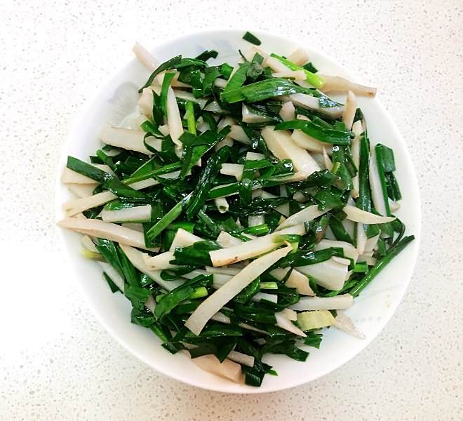 藕絲炒韭菜 藕絲炒韭菜