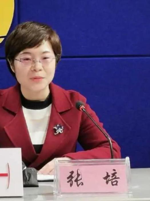 張培(陝西省商洛市司法局黨組成員、副局長) 張培(陝西省商洛市司法局黨組成員、副局長)