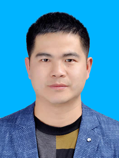 白林(貴州省銅仁市石阡縣林業局黨組成員、森林資源保護中心主任) 白林(貴州省銅仁市石阡縣林業局黨組成員、森林資源保護中心主任)