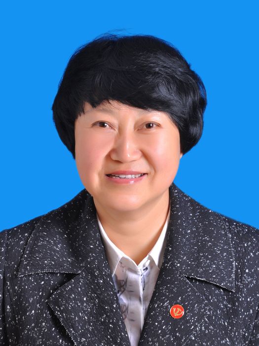 何維莉 何維莉