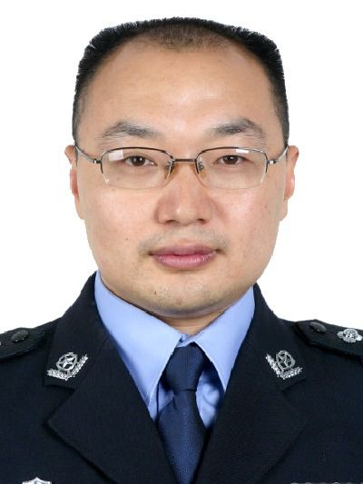 陳強(四川省內江市公安局黨委委員、機關黨委書記) 陳強(四川省內江市公安局黨委委員、機關黨委書記)