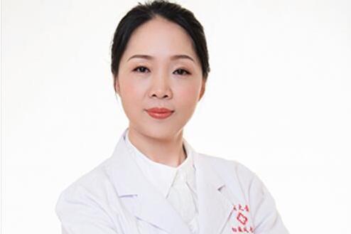 沈雋(南寧首大醫院皮膚科門診主任) 沈雋(南寧首大醫院皮膚科門診主任)