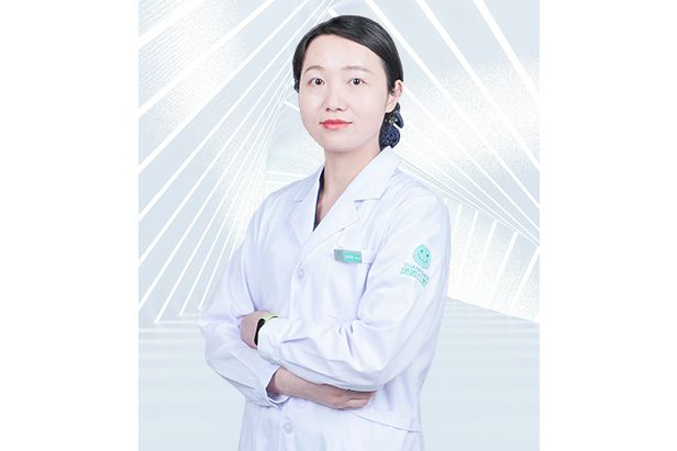 劉澤星(重慶團圓口腔醫院數位化綜合診療中心醫師) 劉澤星(重慶團圓口腔醫院數位化綜合診療中心醫師)