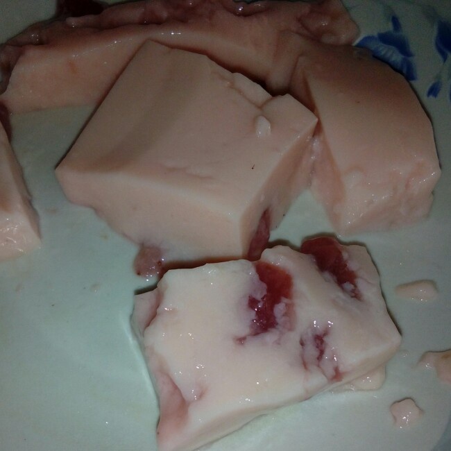 草莓牛奶果凍
