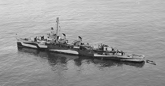 1944年在阿圖島殺戮灣水域拍攝的波特爾號