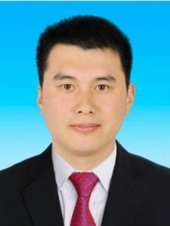 張曉東(呼和浩特市科學技術局黨組成員、副局長) 張曉東(呼和浩特市科學技術局黨組成員、副局長)
