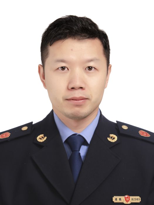 徐鑫(貴州省遵義市播州區市場監督管理局黨組成員、副局長) 徐鑫(貴州省遵義市播州區市場監督管理局黨組成員、副局長)