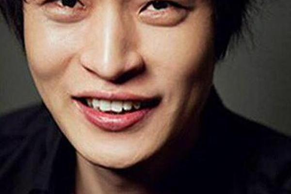 Sung-Woo Lee Sung-Woo Lee