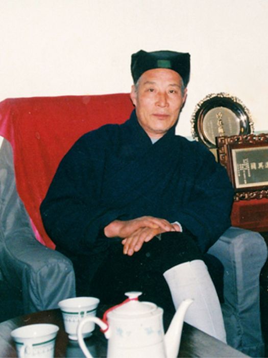張常明(山東省道教協會第一屆理事會會長) 張常明(山東省道教協會第一屆理事會會長)