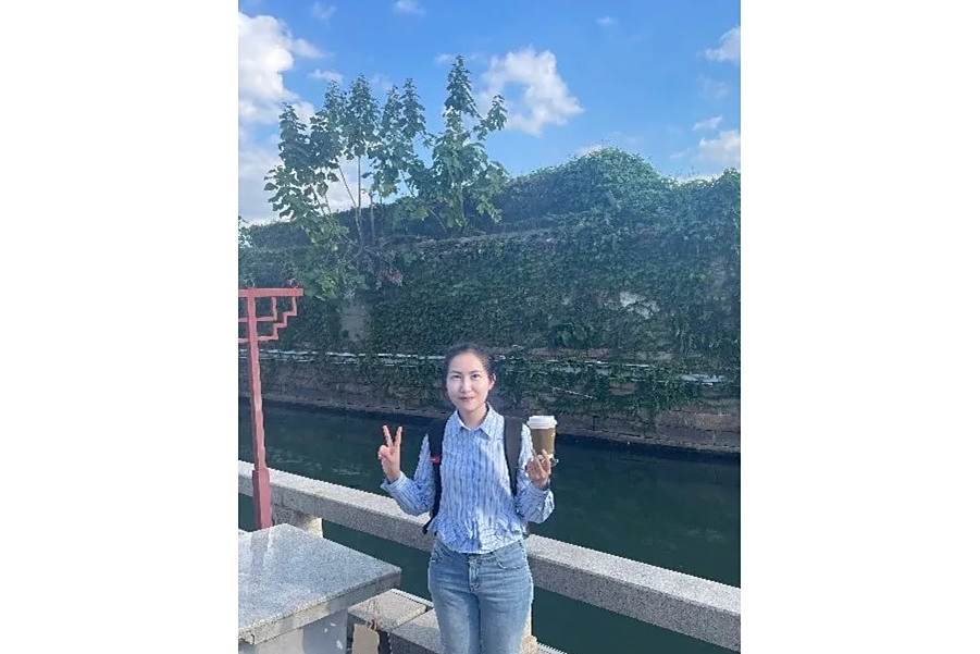 徐瑋(江蘇大學文學院學者) 徐瑋(江蘇大學文學院學者)
