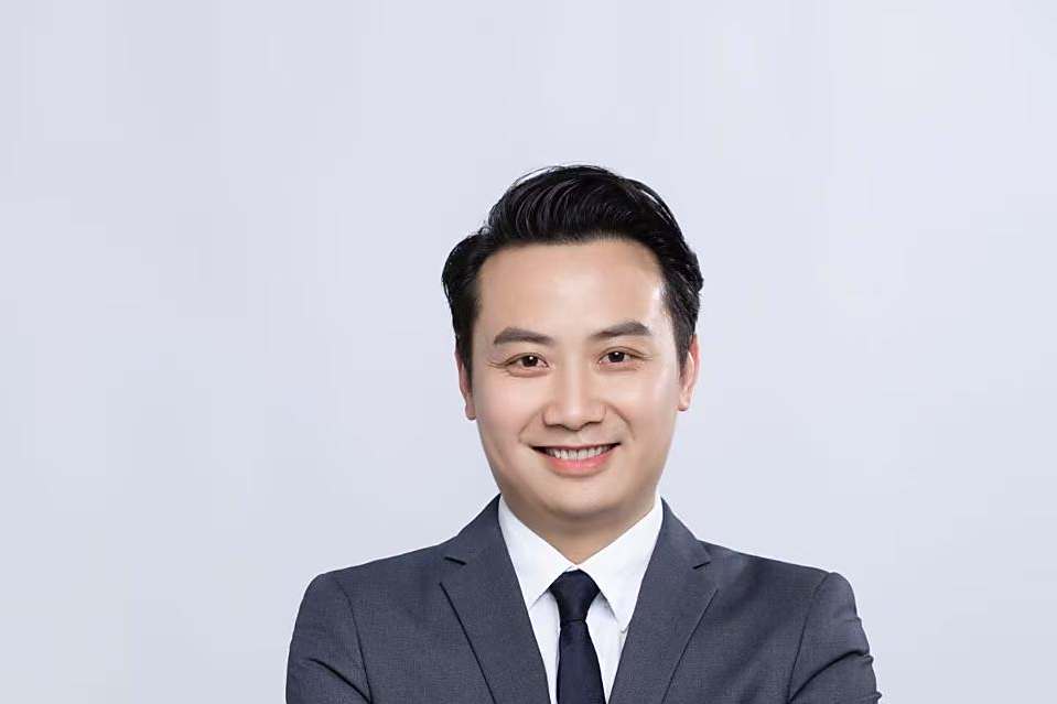 張林(紫寓集團總經理，企業管理者)