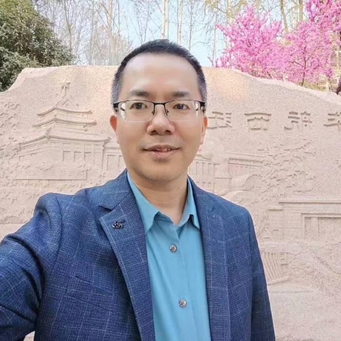 袁緒龍 袁緒龍