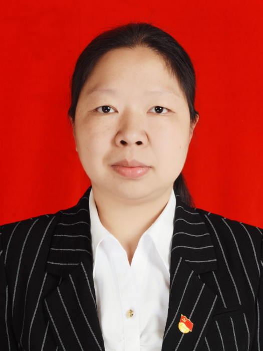 曾艷(峨邊彝族自治縣人民政府黨組成員、副縣長) 曾艷(峨邊彝族自治縣人民政府黨組成員、副縣長)