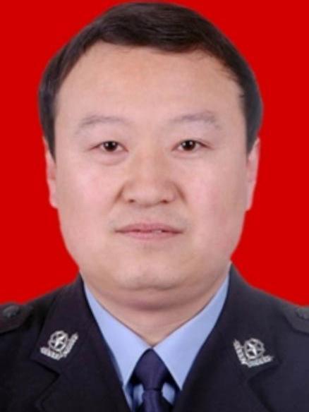 閆鴻林 閆鴻林