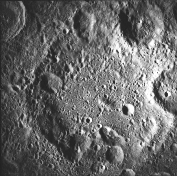 由阿波羅15號在第72圈環繞中拍下