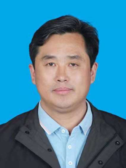 程偉(山東省棗莊市嶧城區綜合行政執法局黨組成員、副局長) 程偉(山東省棗莊市嶧城區綜合行政執法局黨組成員、副局長)