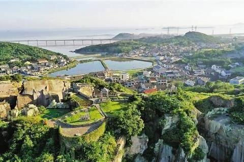 雙合村(浙江省舟山市岱山縣岱西鎮下轄村) 雙合村(浙江省舟山市岱山縣岱西鎮下轄村)