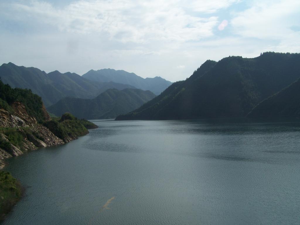 芙蓉湖(浙江常山芙蓉湖)