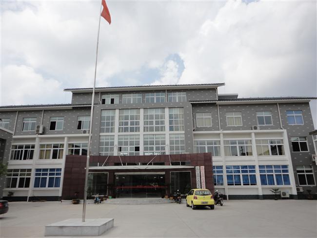 占文村 占文村