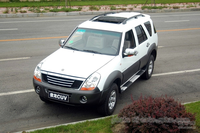 傲龍CUV 傲龍CUV
