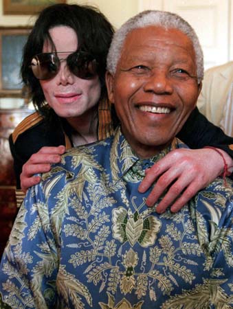 1991年，傑克遜在南非探訪曼德拉，他把曼德拉當作自己的精神之父